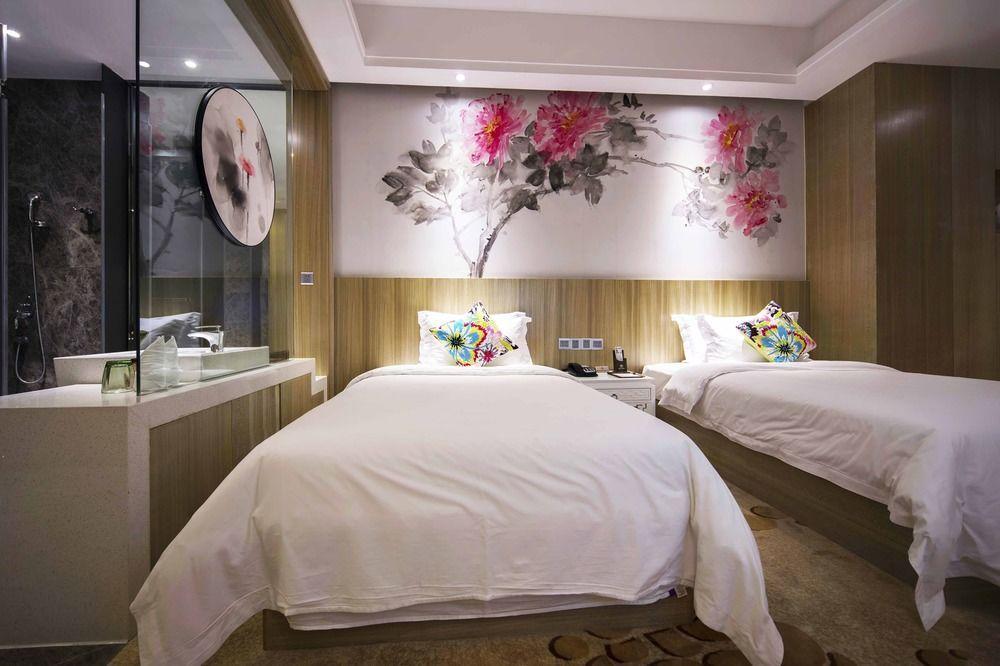 Paco Hotel Tаojin Metro Guangzhou - Free Shuttle Bus For Centen Fair Exterior foto